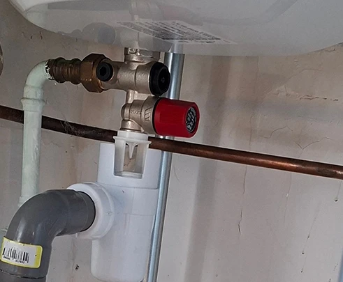 Dessous de ballon d'eau chaude